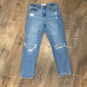 Garage Distressed Jeans